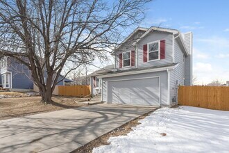 9659 Gilpin St in Thornton, CO - Foto de edificio - Building Photo