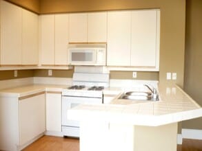 1032 S Country Glen Way, Unit 1032 S Country Glen Way in Anaheim, CA - Foto de edificio - Building Photo