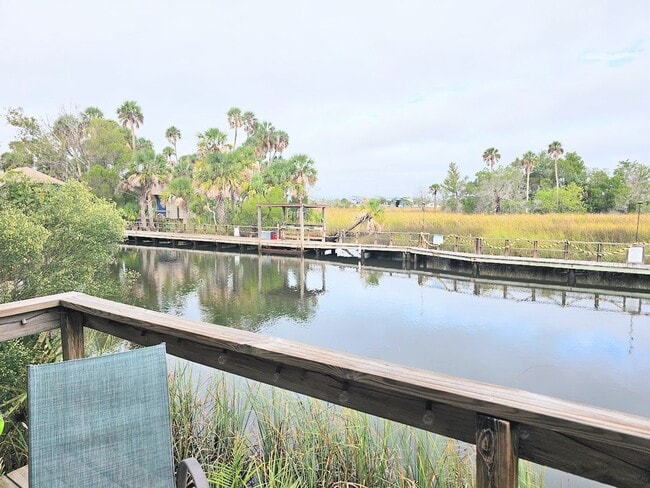 2687 N Seabreeze Point in Crystal River, FL - Building Photo - Building Photo