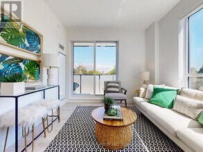 4365 Bloor St W in Toronto, ON - Building Photo - Building Photo