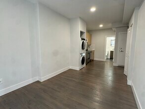 276 Newbury St, Unit 10 in Boston, MA - Foto de edificio - Building Photo