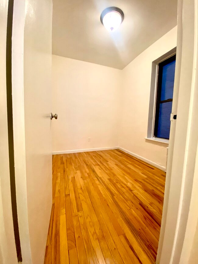 415 E 81st St, Unit 3D | Rentals in New York, NY