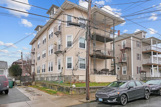 337 Dulude Ave in Woonsocket, RI - Building Photo - Building Photo