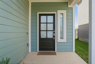 13606 Long Is Dr in Pflugerville, TX - Building Photo - Building Photo