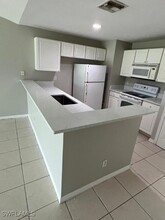 1116 Diplomat Pkwy E in Cape Coral, FL - Foto de edificio - Building Photo