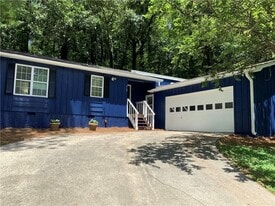 4167 Oak Ferry Dr NE in Kennesaw, GA - Building Photo