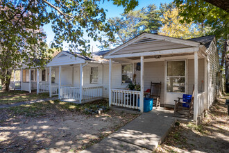 2705 Crest St in Durham, NC - Building Photo - Building Photo