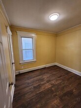 1025 Anna St in Elizabeth, NJ - Building Photo - Building Photo