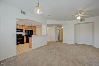 6160 Rumrill St in Las Vegas, NV - Building Photo - Building Photo