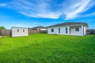 15979 SW 308th St in Homestead, FL - Building Photo - Building Photo