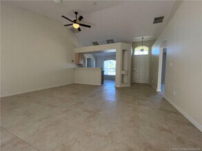 456 SW Prado Ave in Port St. Lucie, FL - Building Photo - Building Photo