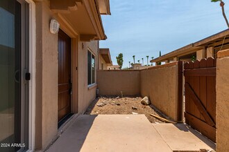 17034 E Calle Del Oro in Fountain Hills, AZ - Building Photo - Building Photo