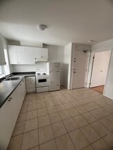 2938 Danforth Ave in Toronto, ON - Building Photo - Building Photo