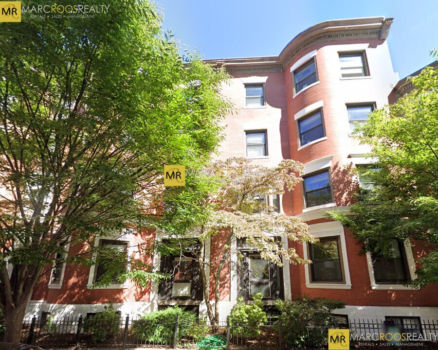 79 Gainsborough St, Unit 201 in Boston, MA - Foto de edificio