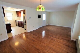 27 Fallon Ct in Quincy, MA - Building Photo - Building Photo