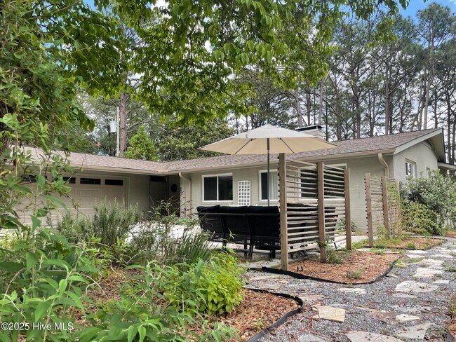 164 Pine Lake Dr in Whispering Pines, NC - Building Photo - Building Photo