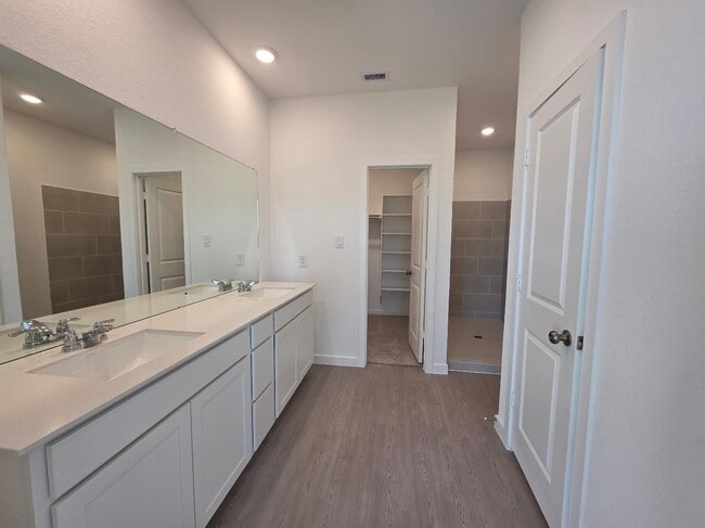 property at 1743 Magnolia Jade Ct