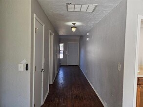 317 Abilene Ave in Edmond, OK - Building Photo - Building Photo