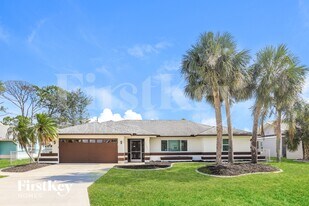 23502 Shelby Ave in Port Charlotte, FL - Building Photo