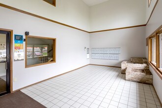 Pine Point Apartments in Coon Rapids, MN - Building Photo - Interior Photo