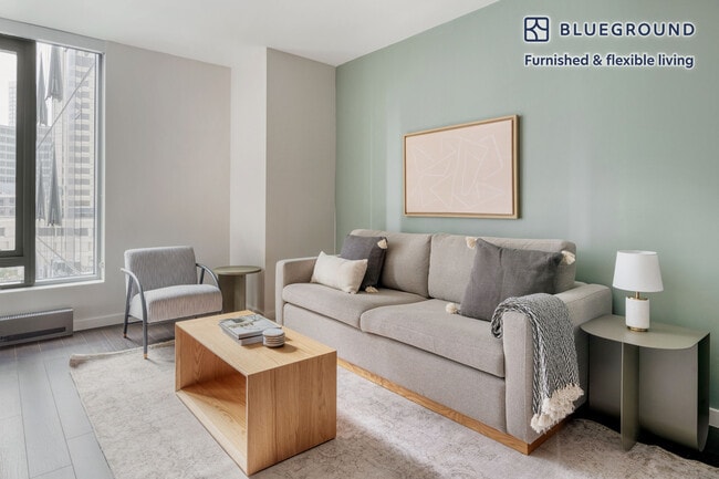 150 Van Ness Ave in San Francisco, CA - Foto de edificio - Building Photo