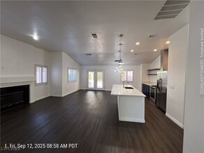 8709 Wintry Garden Ave in Las Vegas, NV - Building Photo - Building Photo