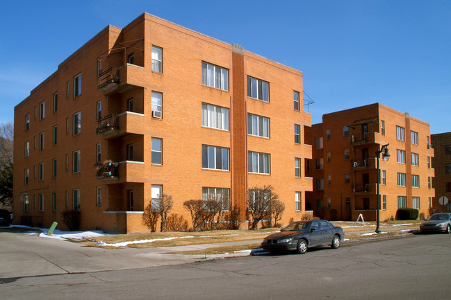 Park Central Apartments in Detroit, MI - Foto de edificio - Building Photo