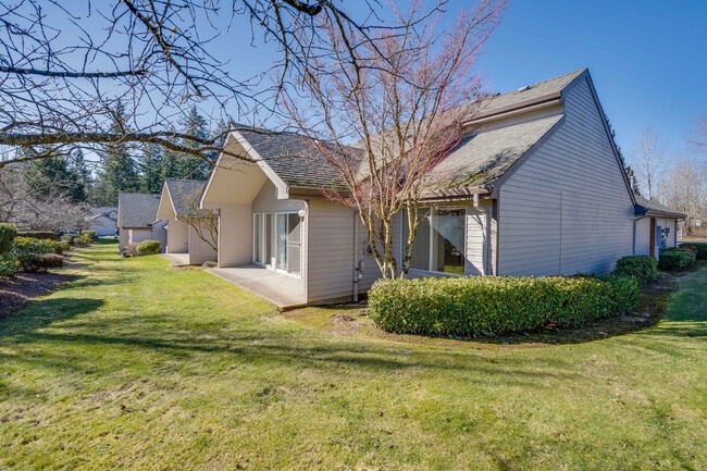 2431 NW Logan St in Camas, WA - Building Photo - Building Photo