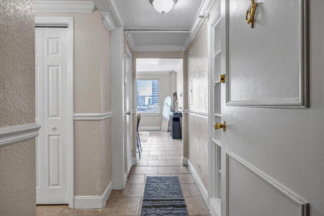 311 W Ashley St in Jacksonville, FL - Building Photo - Building Photo