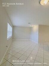913 Hudson Ave in Lehigh Acres, FL - Building Photo - Building Photo