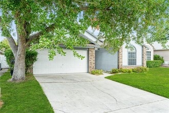 2207 Settlers Trail in Orlando, FL - Building Photo - Building Photo