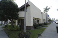 1600-1604 Cabrillo Ave SE in Torrance, CA - Foto de edificio - Building Photo