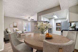 Peaks at Universal City in Universal City, TX - Building Photo - Building Photo