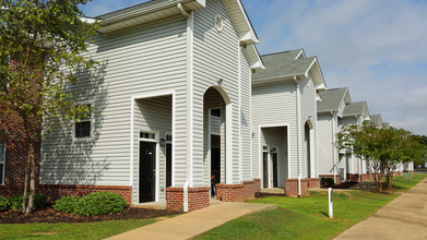 Retreat at Dublin Creek in Montgomery, AL - Foto de edificio - Building Photo