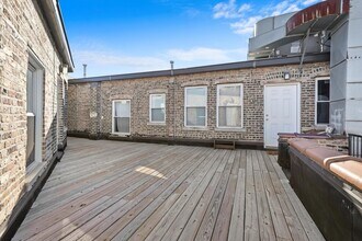 3906 W Belmont Ave, Unit 4 in Chicago, IL - Foto de edificio - Building Photo