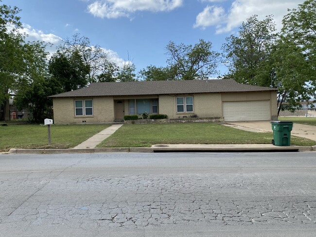 property at 1741 W Frey St