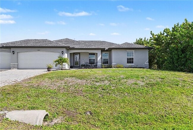 1109 NW 12th Ln in Cape Coral, FL - Building Photo - Building Photo