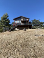 24490 Willow Pass Dr in Tehachapi, CA - Building Photo