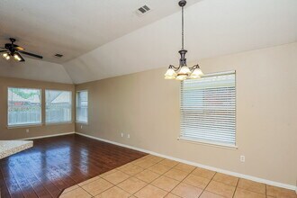 10004 Chadbourne Rd in Fort Worth, TX - Building Photo - Building Photo