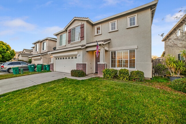 10849 Brookfield Ave in Stockton, CA - Foto de edificio - Building Photo