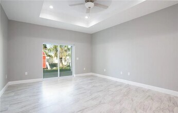 2112 French St in Ft. Myers, FL - Building Photo - Building Photo
