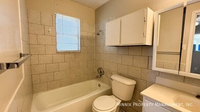 4825 53rd St in Lubbock, TX - Building Photo - Building Photo