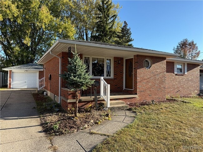 97 Mitchell Dr in Tonawanda, NY - Building Photo - Building Photo