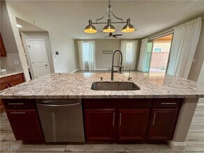 2158 Tortona St in Henderson, NV - Building Photo - Building Photo