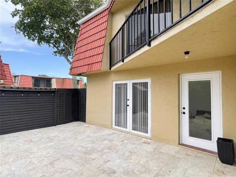 8328 Trent Ct in Boca Raton, FL - Building Photo