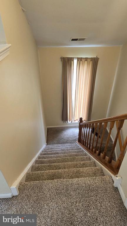 208 Foxmeadow Dr