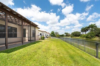 8513 NW 41 St in Pembroke Pines, FL - Building Photo - Building Photo