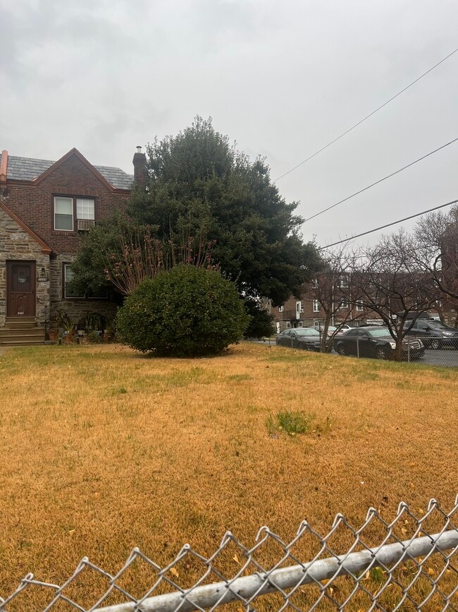 property at 3339 Oakmont St