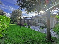 215 Duke Dr in DeLand, FL - Building Photo - Building Photo