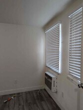 812 N St, Unit #C in Sanger, CA - Foto de edificio - Building Photo